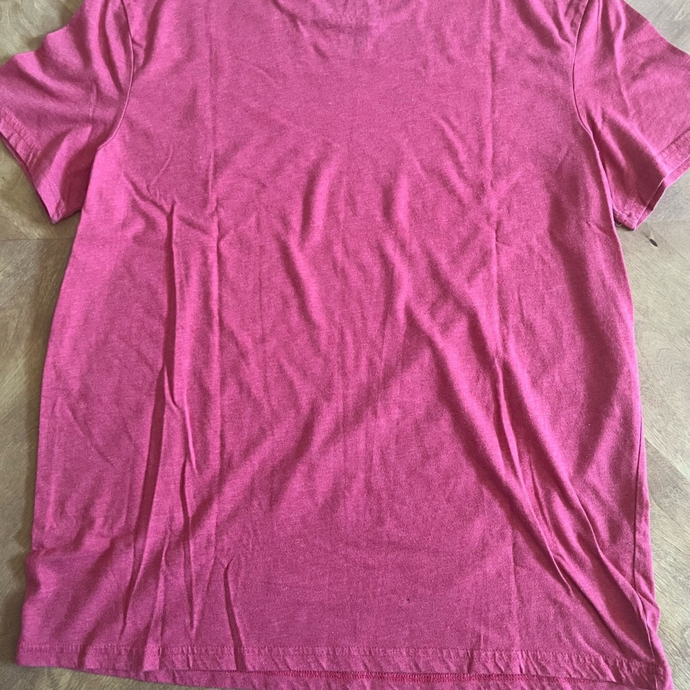 GAP Red Graphic T-Shirt – Size XL - Picture 6 of 6